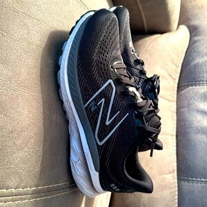 New balance 860 brand new don’t fit.